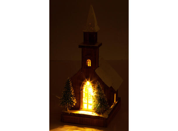 Kirke brun m/snø 10 LED-lys 19x15x37cm Batteri:3xAA 